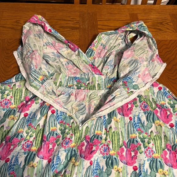 Retrolicious 50's Style Swing Dress in Multi-Color Cactus Print Sz 1X Pin-up - Picture 15 of 16